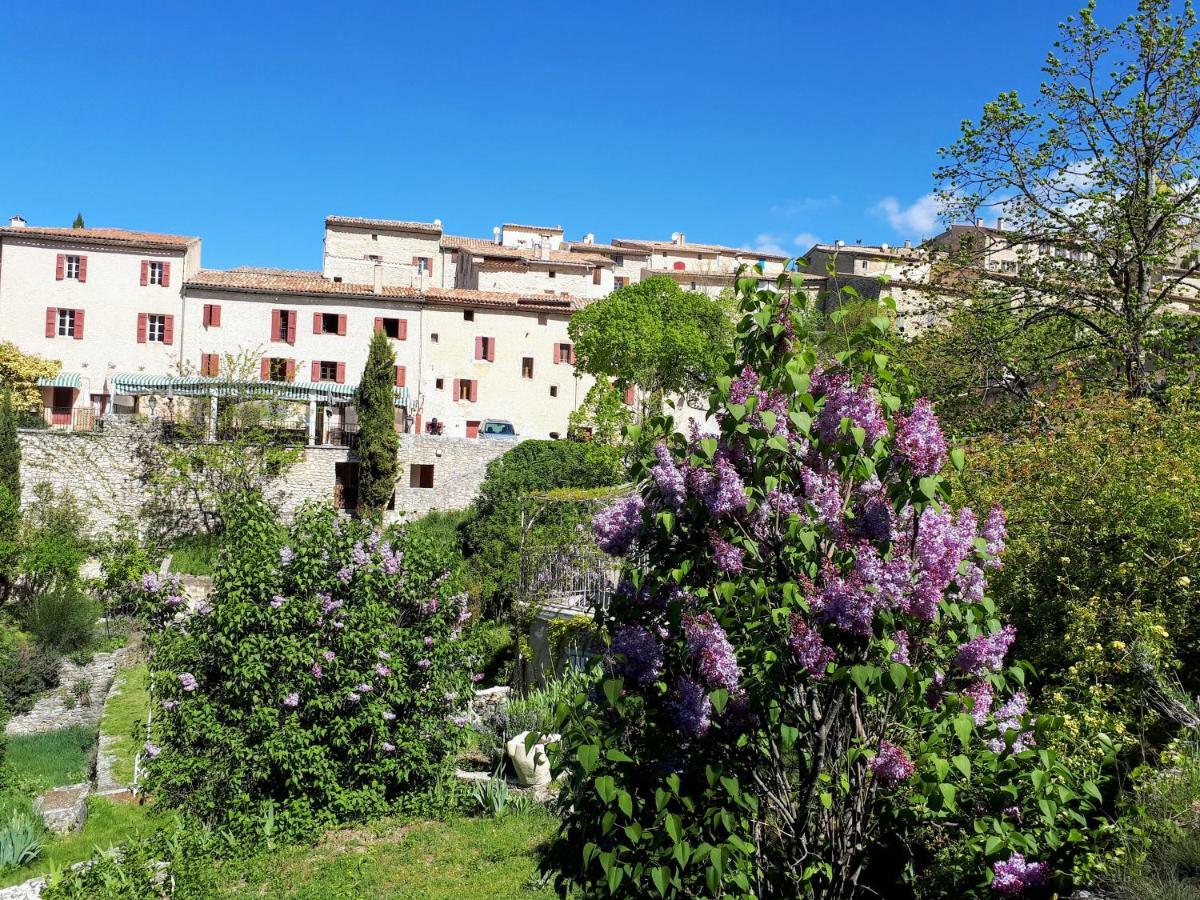 ホテル Vvf Drome Provence モンブリュン・レ・バン エクステリア 写真